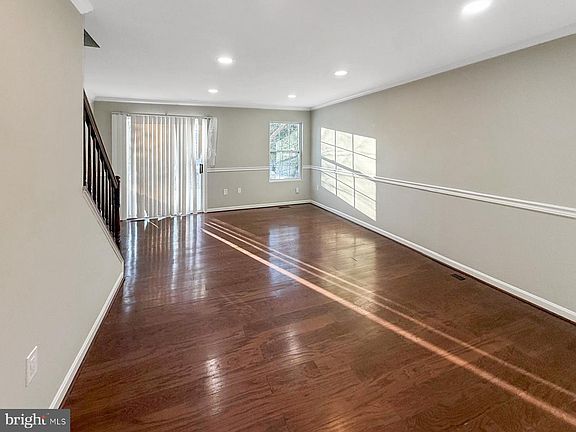 4th image of 1789 Wigglesworth Way
