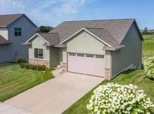 4821 Millenium Dr, Cedar Falls, IA 50613