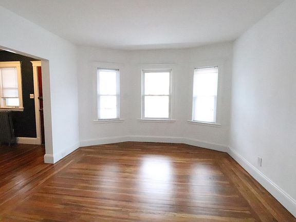 3rd image of 25 Walter St #1