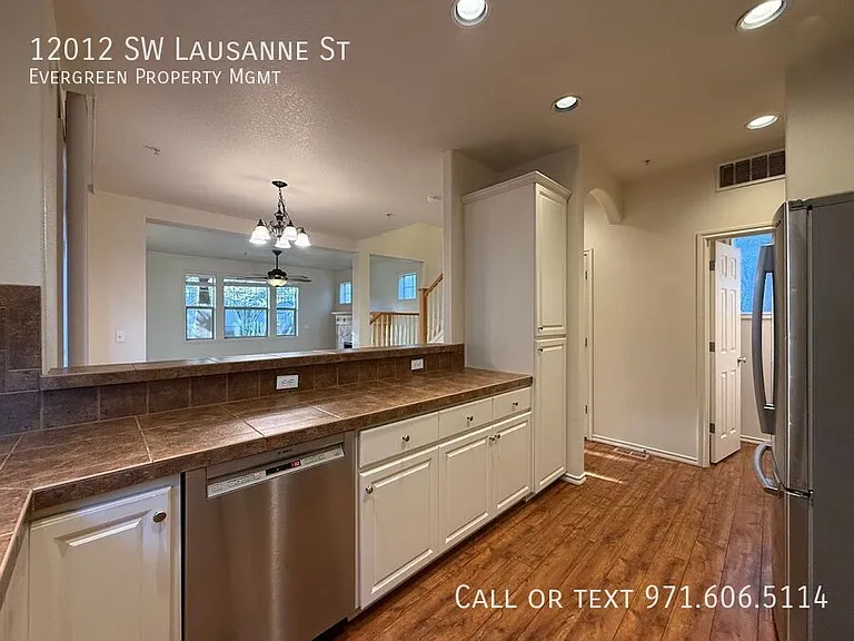 12012 SW Lausanne St — Photo 11