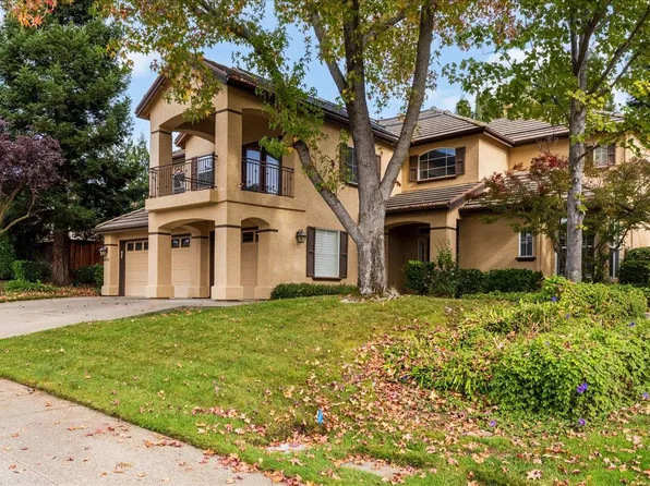 4010 Daggett Dr, Roseville, CA 95746