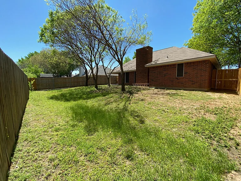 1212 Oak Valley — Photo 46