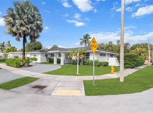 Highland Lakes Sec 1, Miami, FL 33179