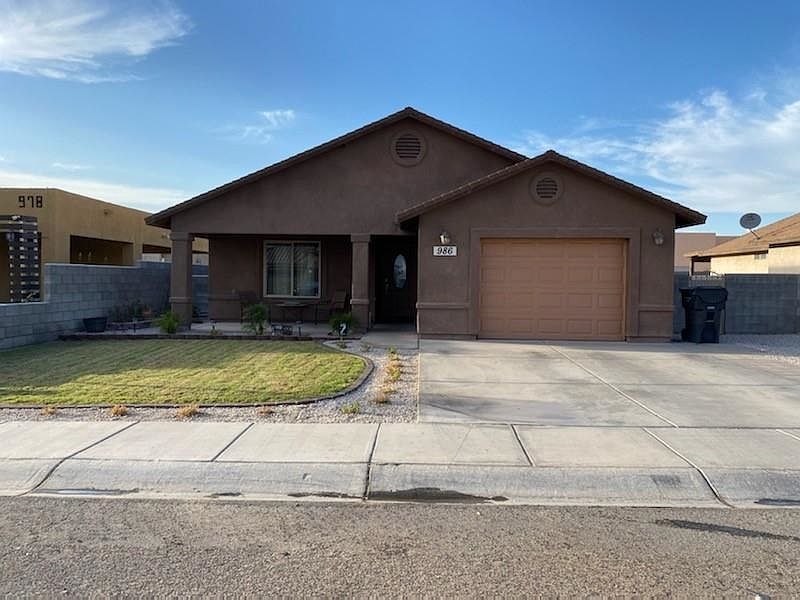 2nd image of 986 E San Luis Ln