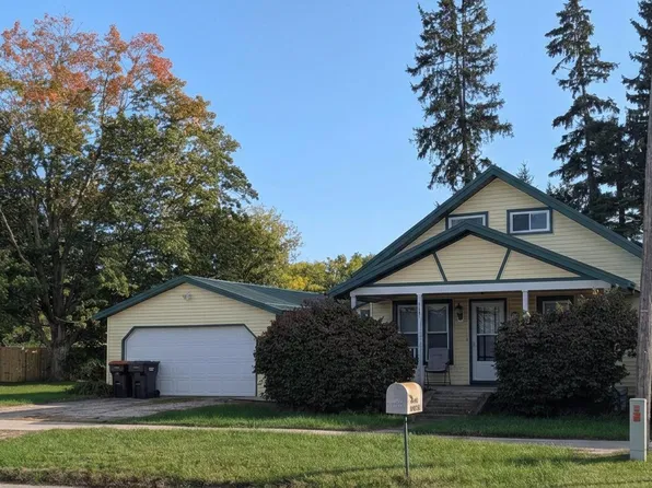 180 W Beech St, Cedar Springs, MI 49319