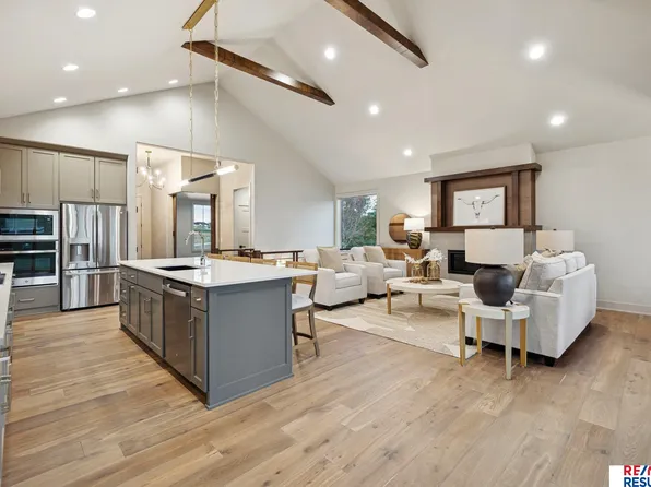 20101 W St, Omaha, NE 68135