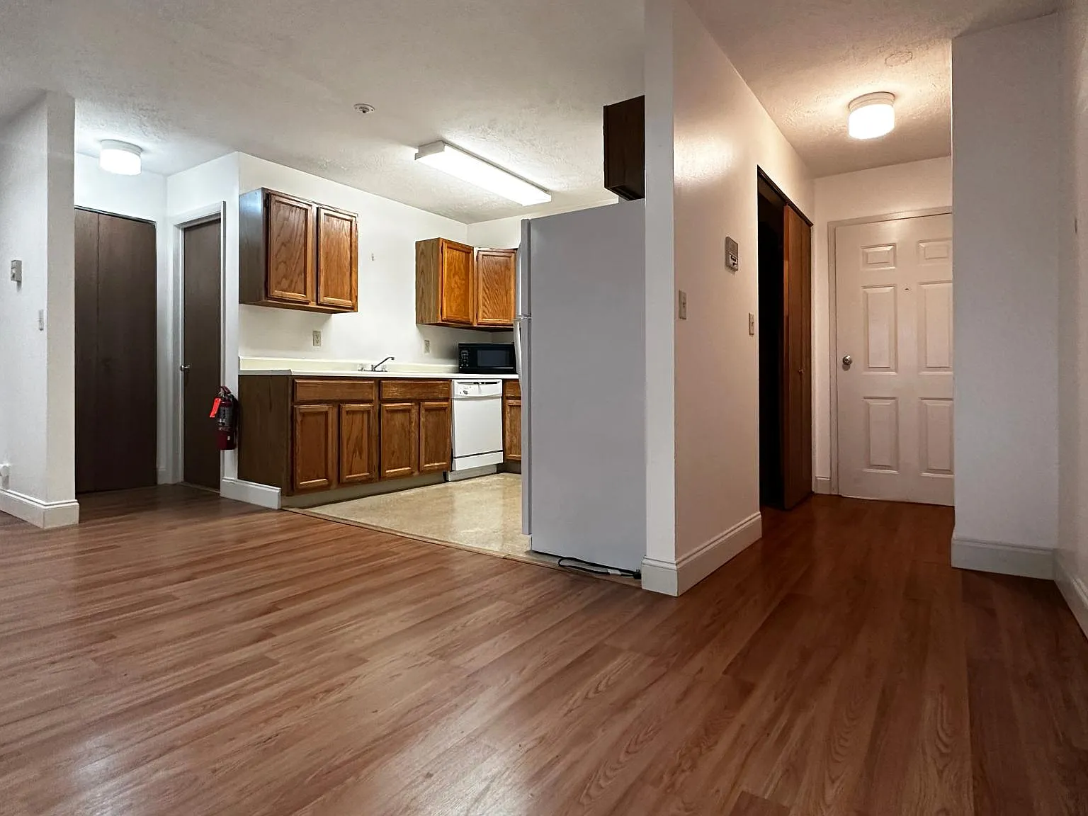 2 bed, 1000 sqft, $646 — Photo 1