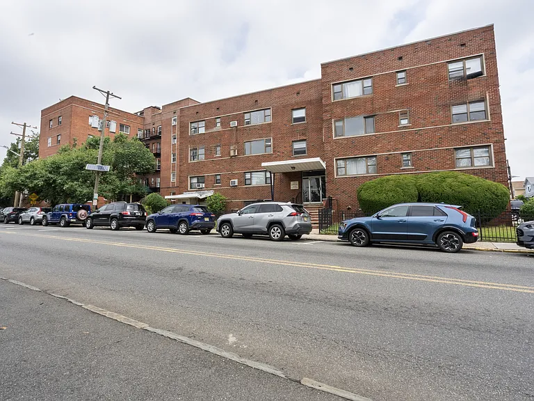 204 Woodcliff Ave #4CUNIT-4C — Photo 13