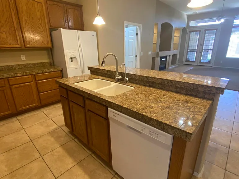 13510 W Avalon Dr — Photo 12