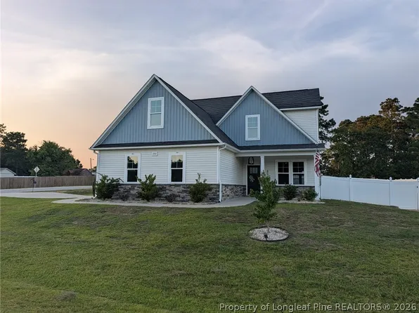 220 Nairn St, Fayetteville, NC 28311
