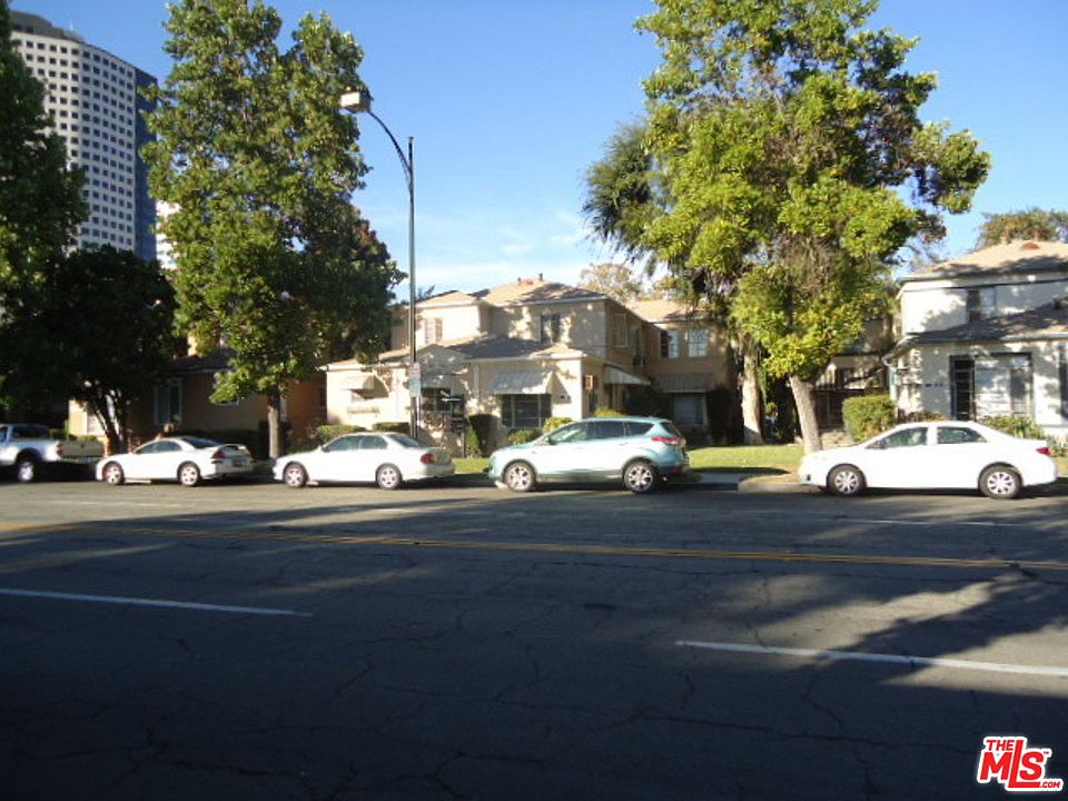 1st image of 142 N Pass Ave