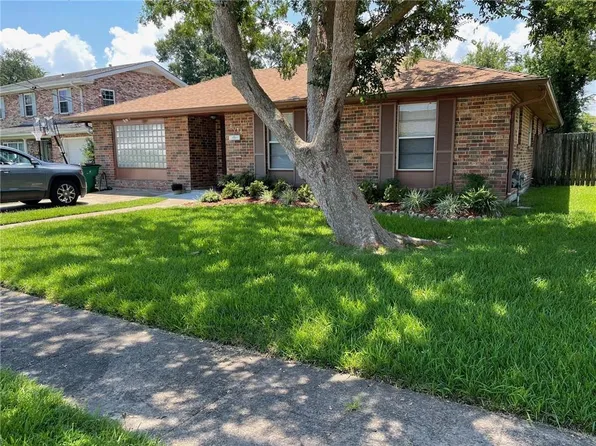 6016 Irving St, Metairie, LA 70003