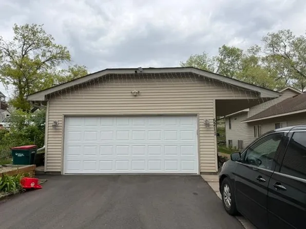 5211 6th St NE, Columbia Heights, MN 55421