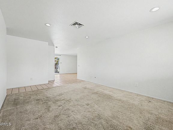 4th image of 451 N SAN JOSE Circle