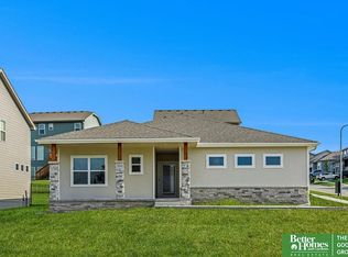 17635 Clay St, Bennington, NE 68007