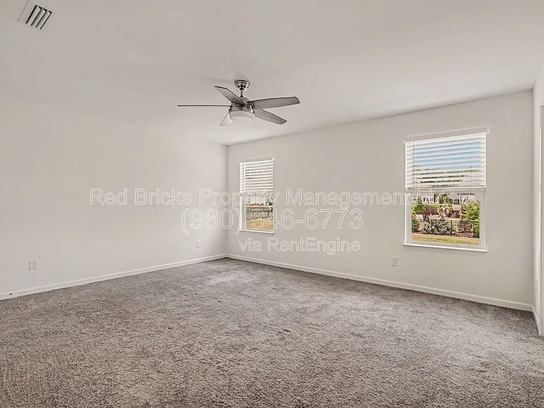 7650 Fenn Way — Photo 15