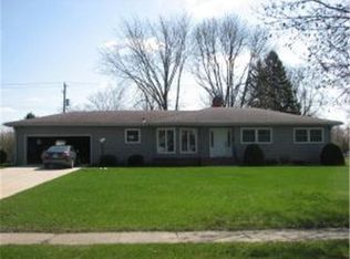 1009 Broadway S, Spring Valley, MN 55975