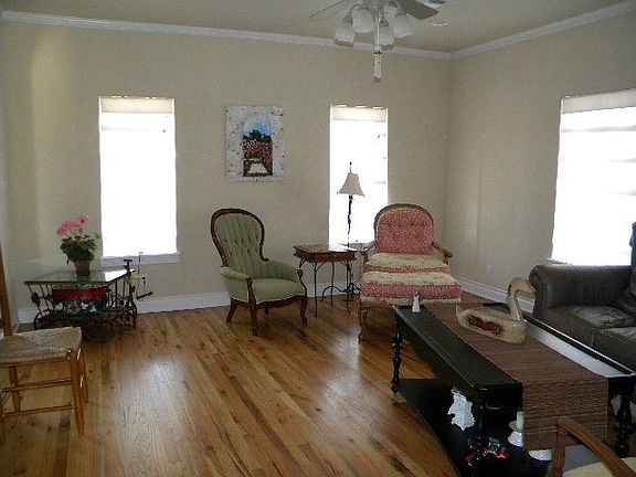 5th image of 155 Estates Dr