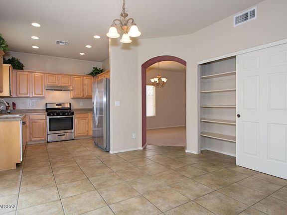 3rd image of 39955 S Old Arena Dr