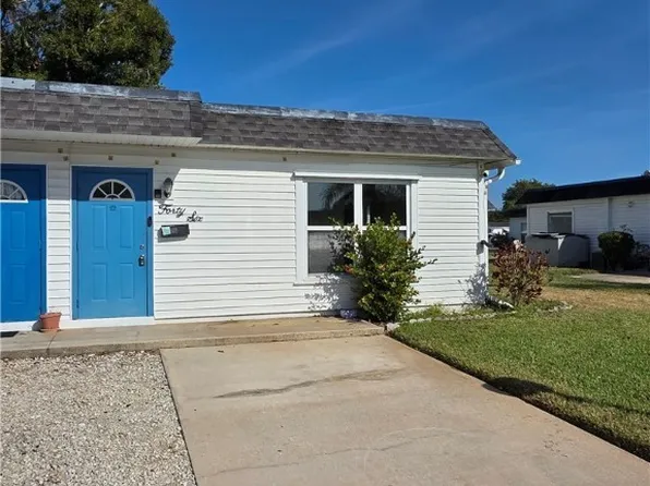 46 Hamlin Ct, Lehigh Acres, FL 33936