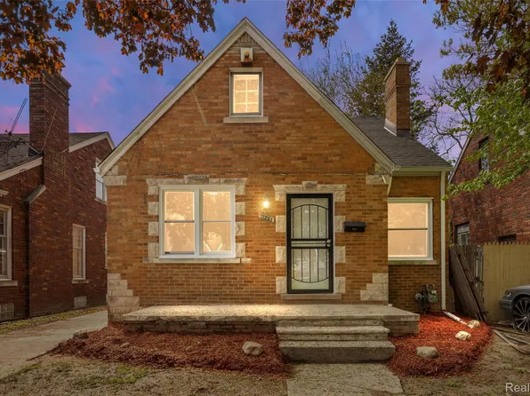 17221 Bradford St, Detroit, MI 48205