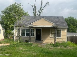 945 School St, Clarksdale, MS 38614