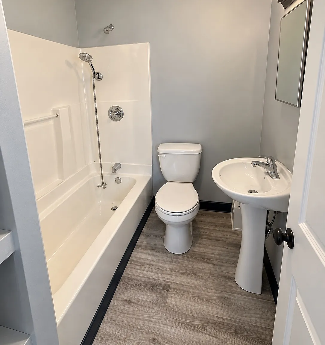 1 bed, 700 sqft, $950 — Photo 4