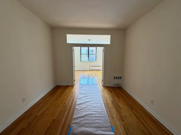 311 E 76th St #2, New York, NY 10021