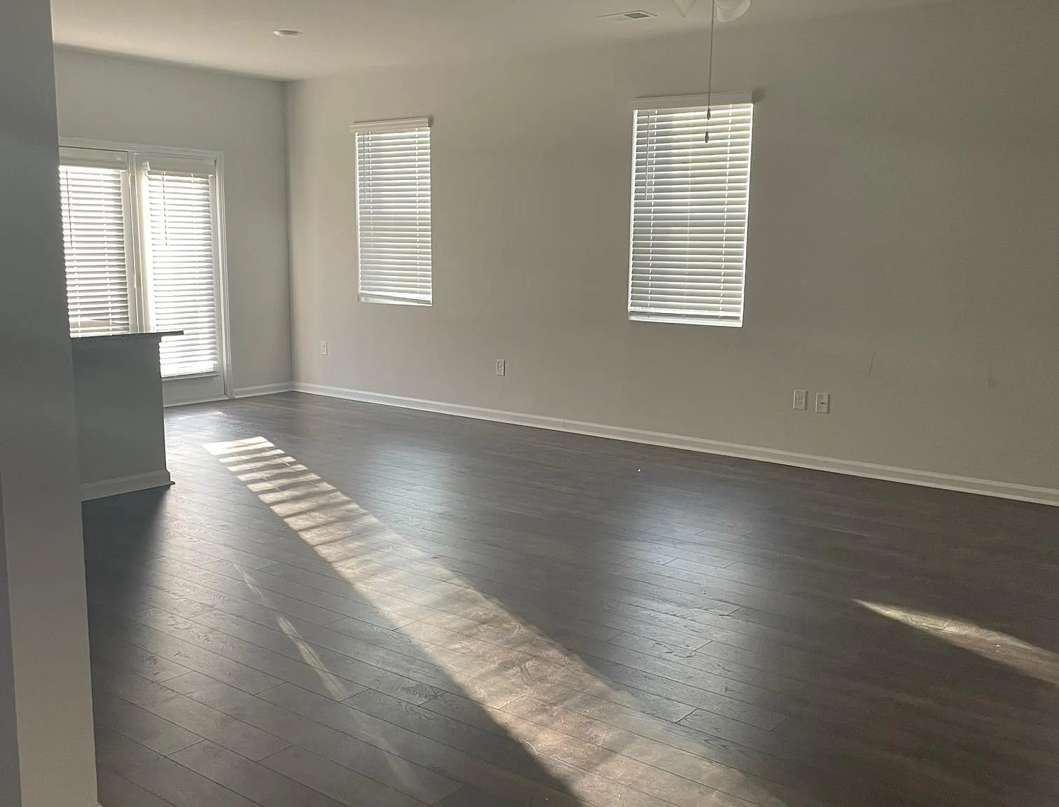 4348 Newland St — Photo 4