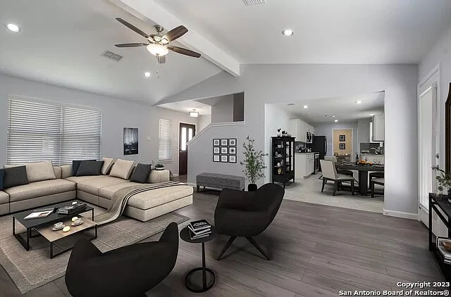 3 bed, 2.0 bath, 1608 sqft, $1,850 — Photo 3