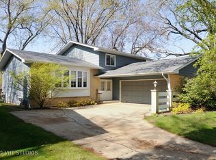 2021 Vermont St, Rolling Meadows, IL 60008