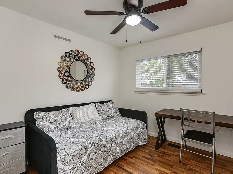 9215 Tavistock Dr — Photo 13