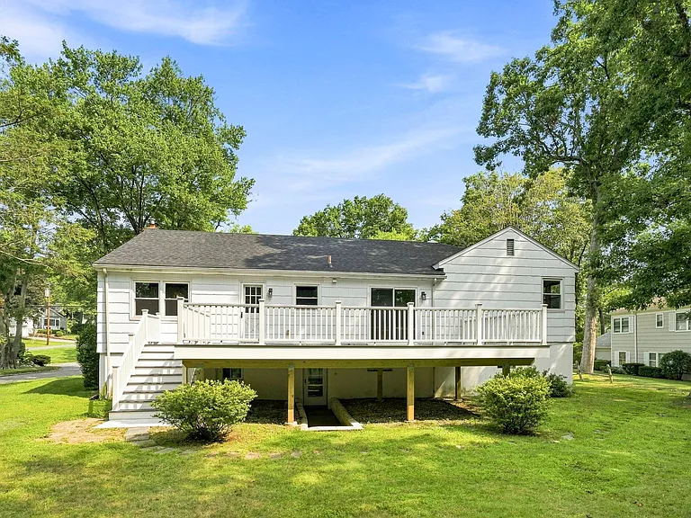 24 Benedict Rd — Photo 25