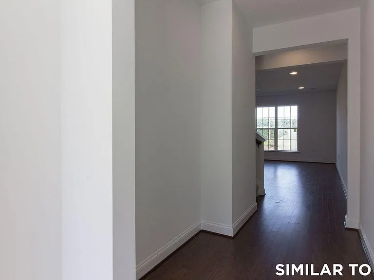 2224 Red Fox Dr — Photo 4