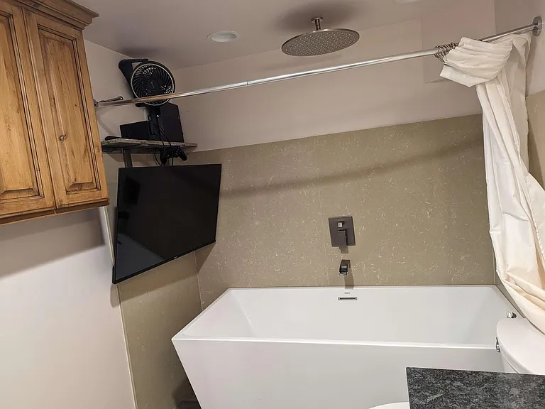 244 N 800 E — Photo 38