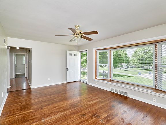 3rd image of 10900 Saint Boniface Ln