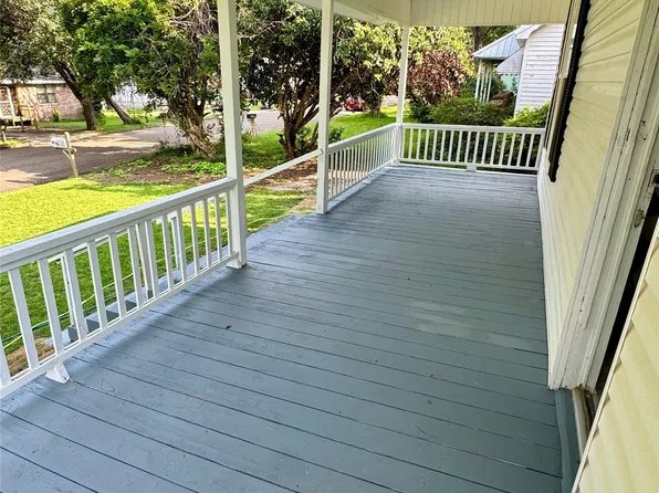 411 Riverside Dr, Tallassee, AL 36078
