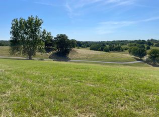 665 Creekside Farms Dr, Cynthiana, KY 41031