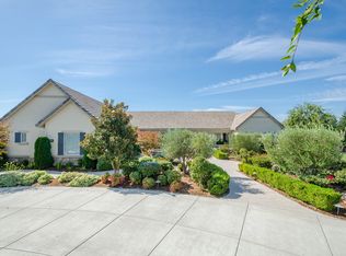 10160 Atlantis Dr, Elk Grove, CA 95624