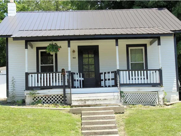 102 Elm St, Georgetown, OH 45121