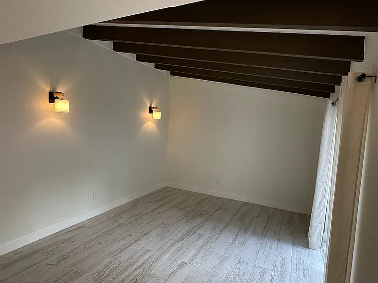 7106 SW 112th Pl — Photo 5