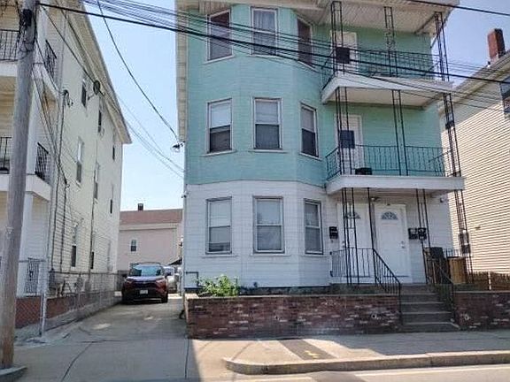 3rd image of 58-60 Comstock St