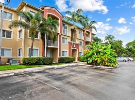 7085 Nova Dr
