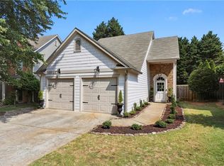 2295 Ashton Dr, Roswell, GA 30076