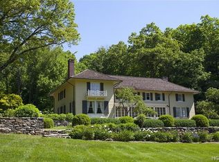 285 S Bedford Rd, Mount Kisco, NY 10549