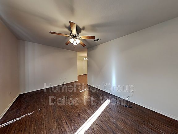 2nd image of 2302 Coleman Ave