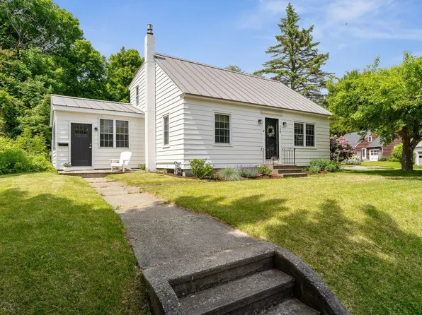 138 Village Green, Burlington, VT 05401