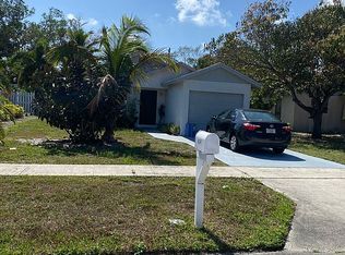 434 Kingsbridge St, Boca Raton, FL 33487