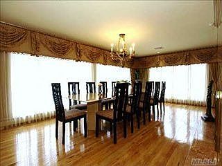 3rd image of 330 Dogwood Ln
