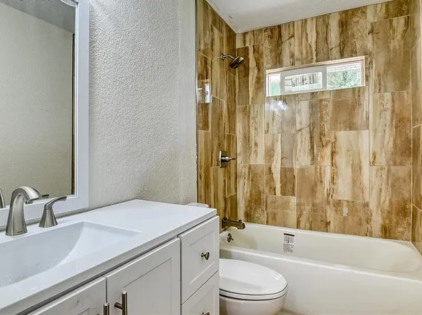 2003 N Circle Dr, Colorado Springs, CO 80909